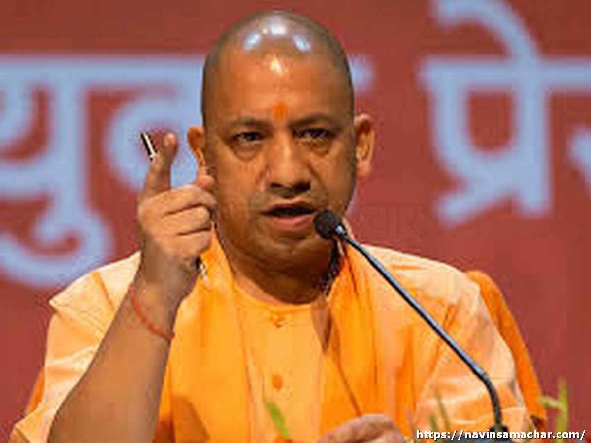 हल्द्वानी पहुंचे योगी, देखें-सुनें लाइव 46 Yogi Aditynath
