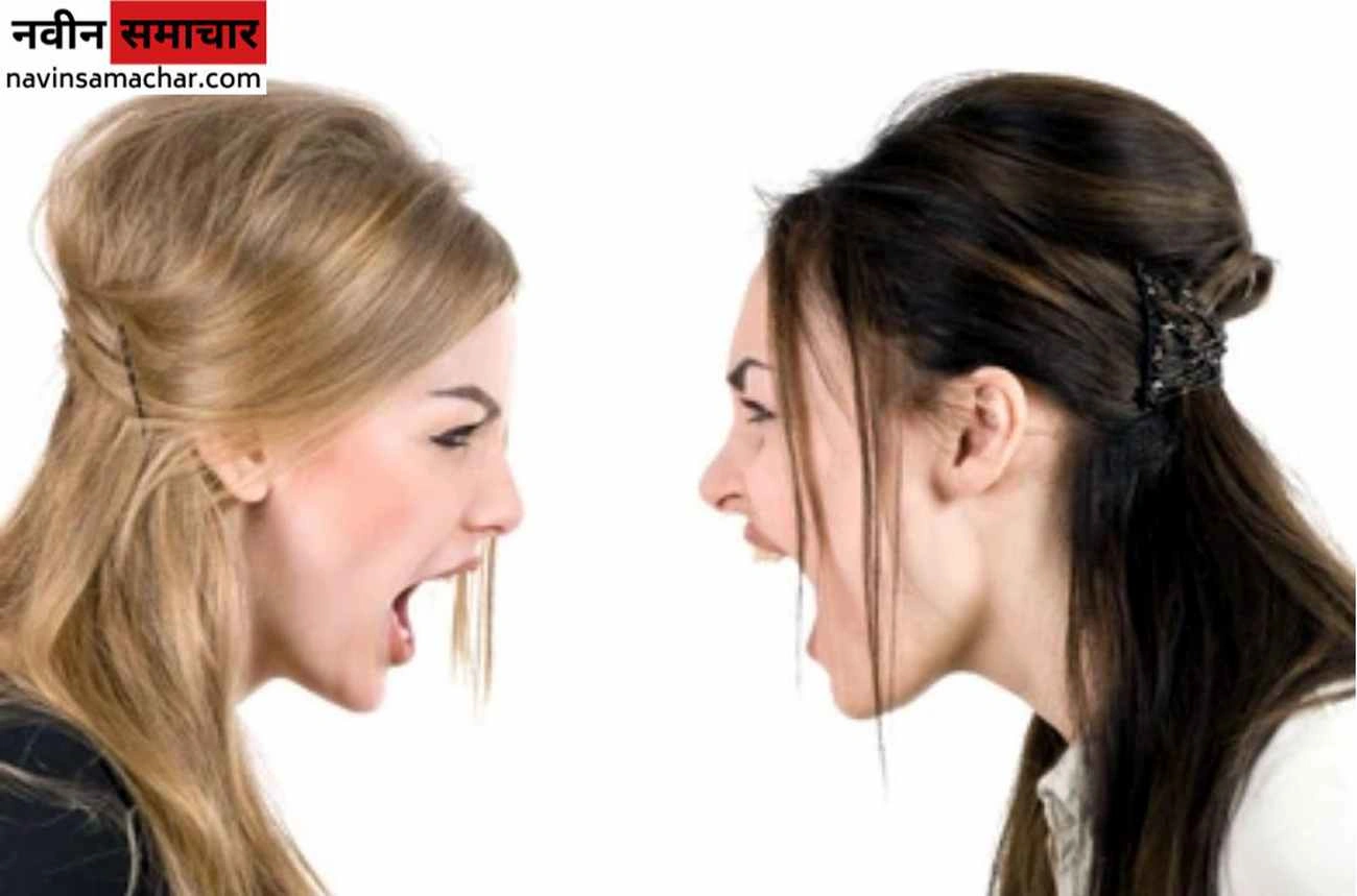 आरोप-प्रत्यारोप : भावना पांडे के उर्मिला सनावर पर नए आरोप, सोशल मीडिया ऑडियो-वीडियो के बीच ‘वाई प्लस सुरक्षा’ पर चर्चा तेज 1 (Babys Paternity Dispute Reached Jageshwar Dham)