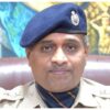 (Uttarakhand News, Nainital News Nainital-DM-SSP Reached Office on Foot, Police Officer Locks Himself Inside Crackdown on Drug Traffickers-Car Seized (SSP Suspended Female SI) (On Christmas-New Year-Sticker System in Nainital)